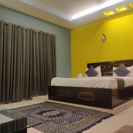 Hotel Delhi Airport Plaza Igi Airport Yeni Delhi Dış mekan fotoğraf