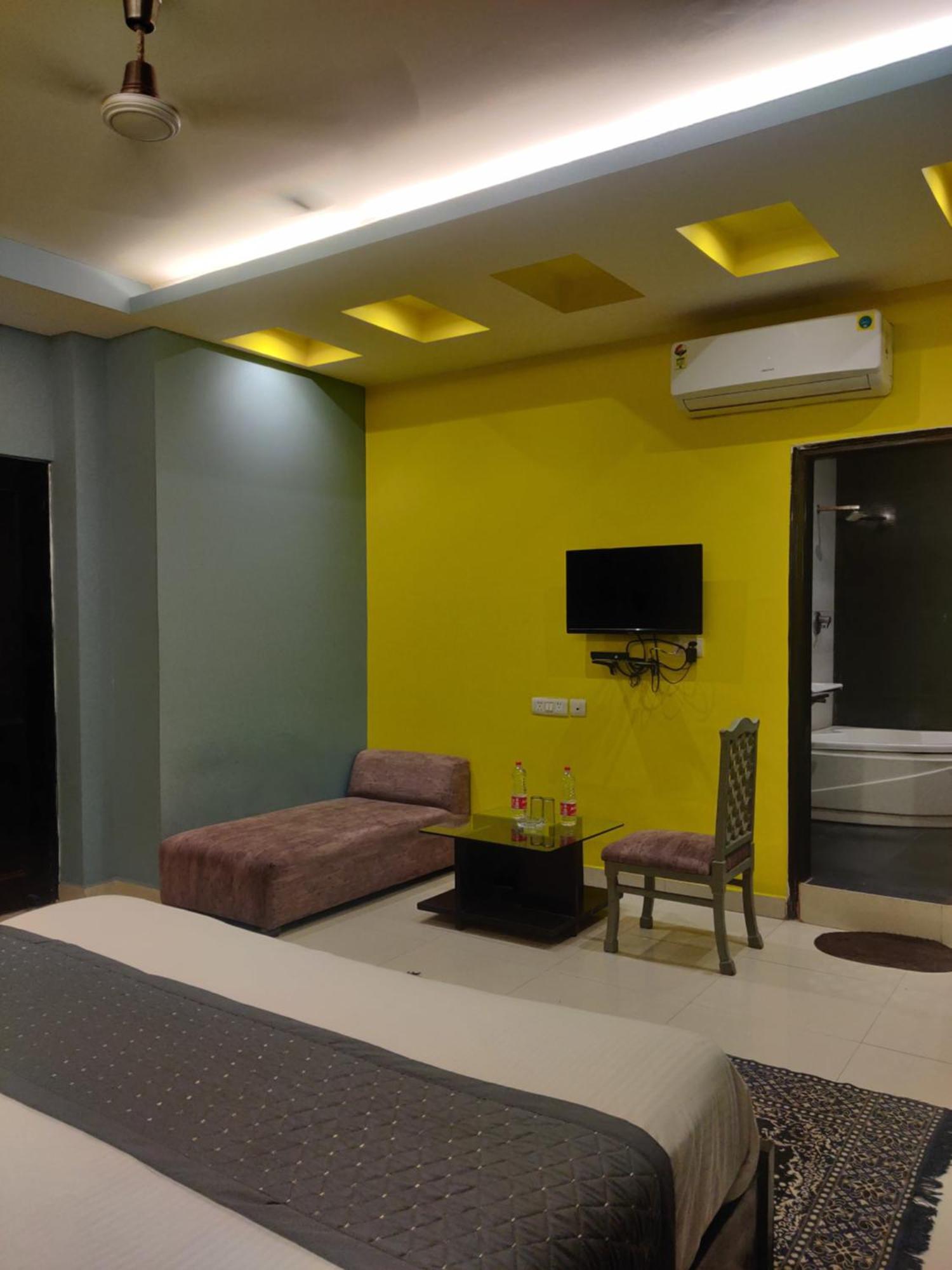 Hotel Delhi Airport Plaza Igi Airport Yeni Delhi Dış mekan fotoğraf