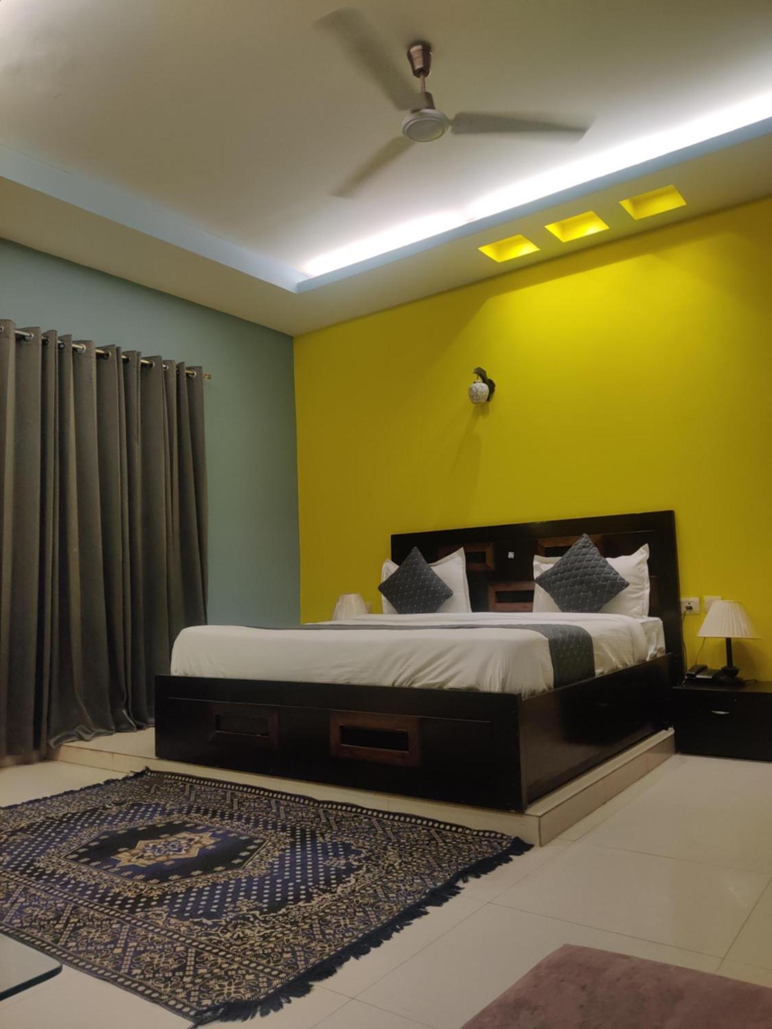 Hotel Delhi Airport Plaza Igi Airport Yeni Delhi Dış mekan fotoğraf